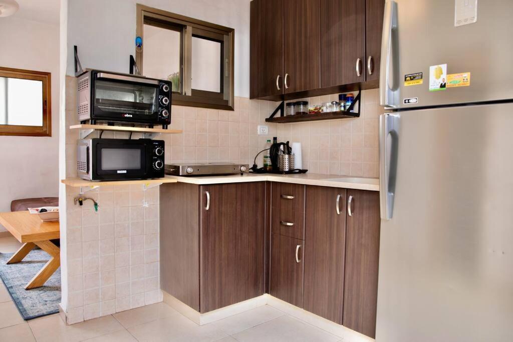 Homey Apartment Near The Beach 哈代拉 外观 照片